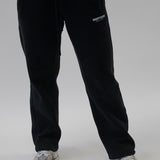 ESSENTIAL STRAIGHT LEG JOGGER - BLACK
