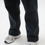 ESSENTIAL STRAIGHT LEG JOGGER - BLACK