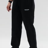 ESSENTIAL STRAIGHT LEG JOGGER - BLACK