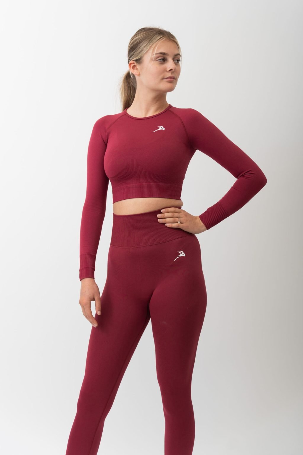 Balance Seamless Long Sleeve Crop Top - Wine red