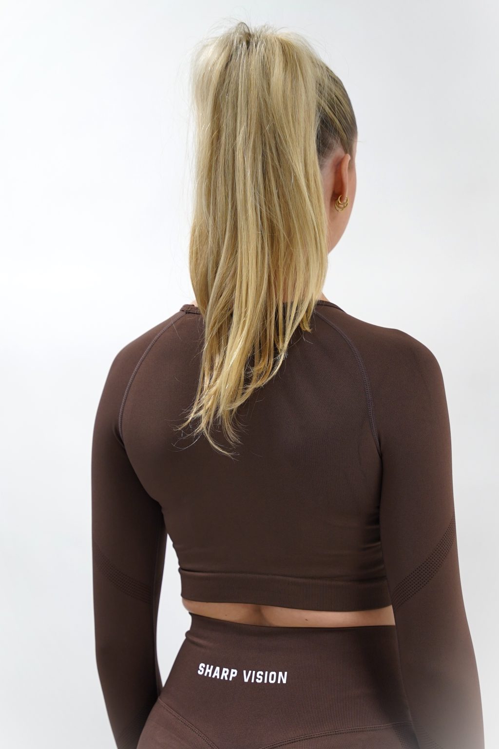 Elevate Croptop longsleeve - Brown - Image 2