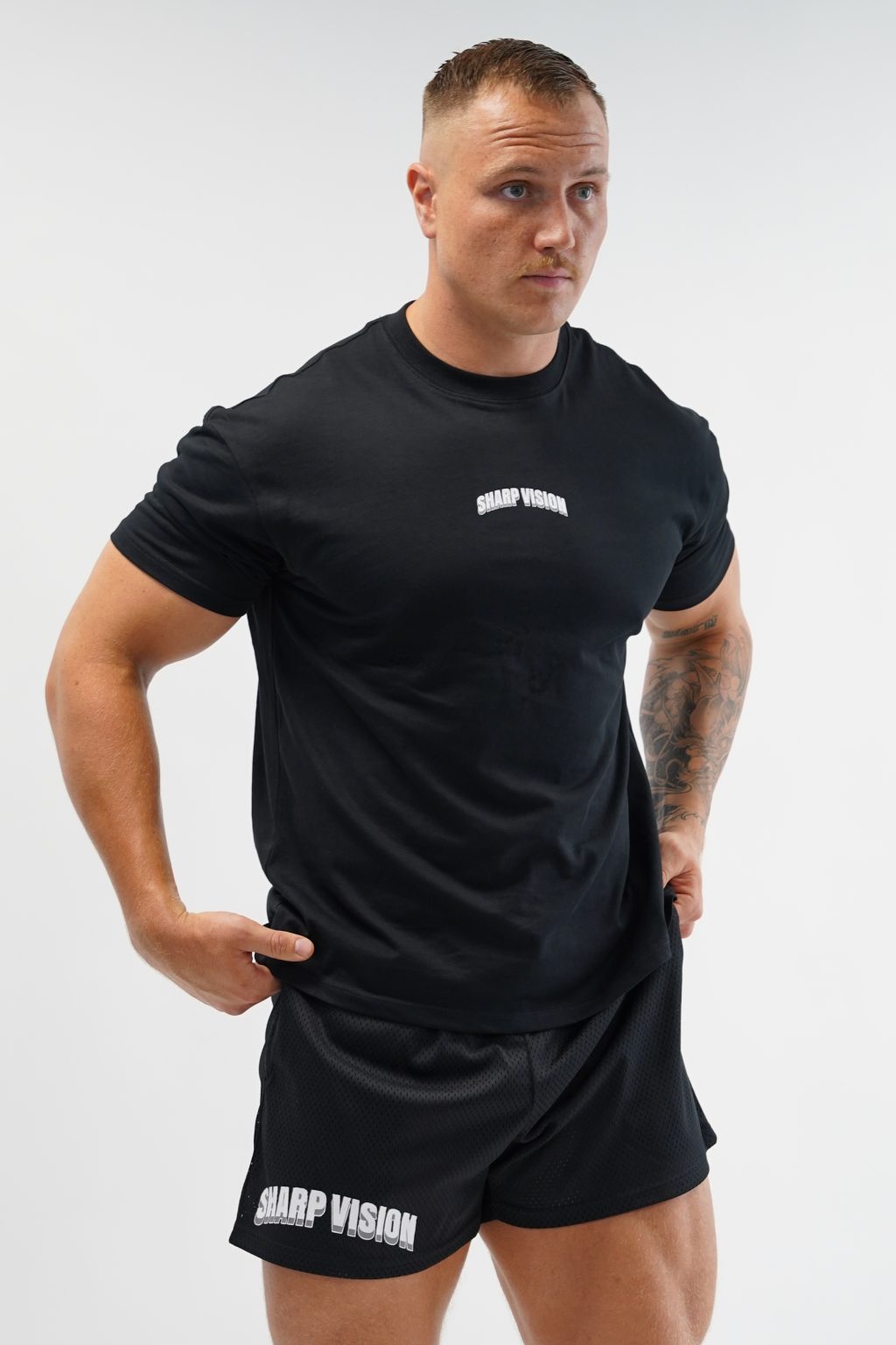 SV OVERSIZED T-SHIRT - Black - Image 2