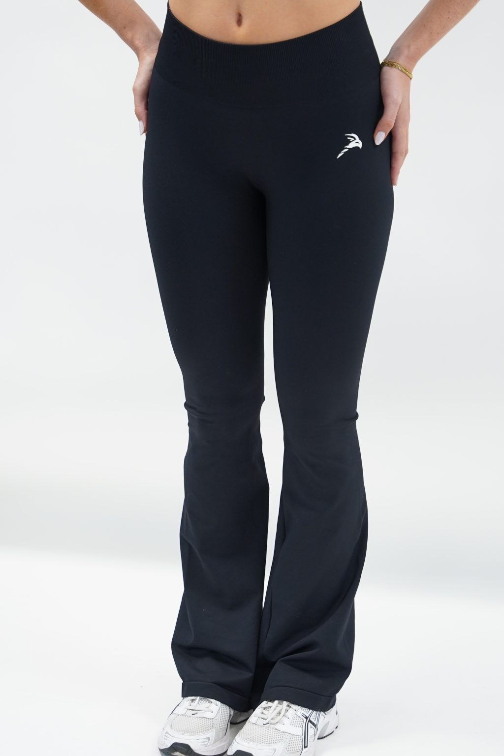 Elegant Flared Legging - Black - Image 3