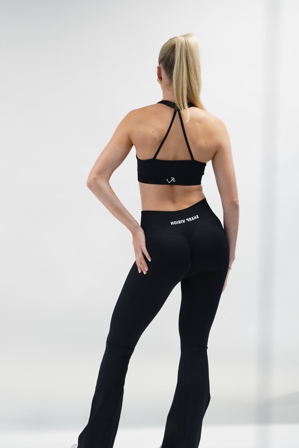 Elegant Flared Legging - Black - Image 5